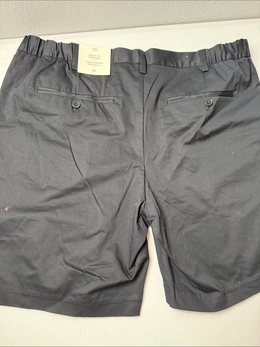 H&M Men's Dark Gray Flat-Front Casual Shorts - Picture 4 of 8